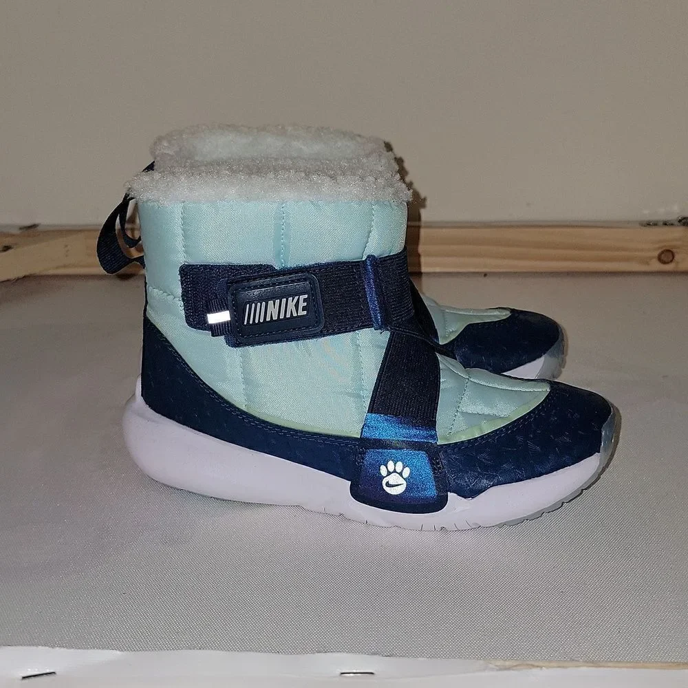 Nike Flex Advantage SE Boots • Sizes 13.5, 1, 2 Kids Shoes • Blue / Silver • New